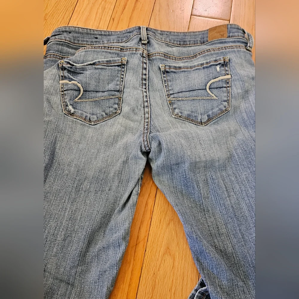 American Eagle Outfitters Light Blue Distressed Skinny Jeans Size 8 Short - Picture 6 of 8